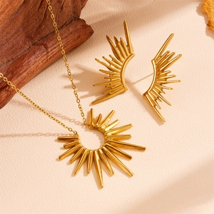 Sunflower Sunburst Necklace And Stud Earrings Stainless Steel Jewelry For Women Fashion Elegant Gold Plated