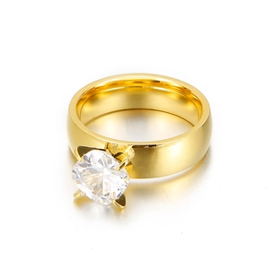 Bague en acier inoxydable doré ornée d'un grand zircon solitaire de forme carrée