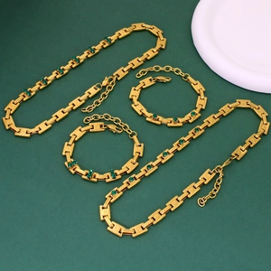 Vintage 18K gold plated stainless steel jewelry set with green stones and link chains