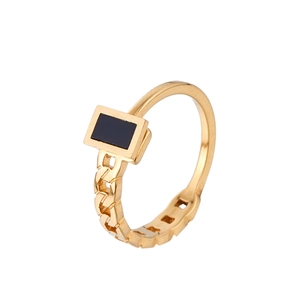 Classic 18K gold plated stainless steel ring featuring black rectangle inlay and Cuban link band