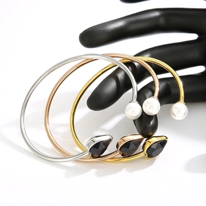 Three-color stainless steel open bangle set with white pearls and black teardrop stones