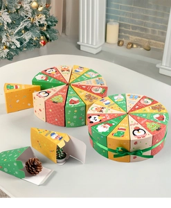 Detail of 12pcs Christmas gift boxes arranged in a festive circular cake shape design