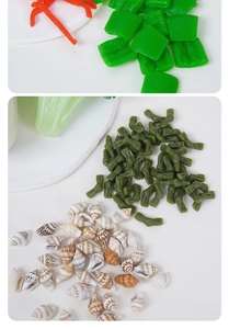 Vue macro d'accessoires alimentaires miniatures avec coquillages pour maisons de poupées