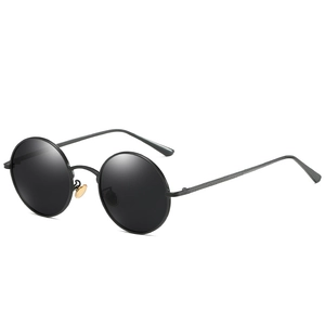 Retro round polarized sunglasses with black metal frame and gold nose bridge details