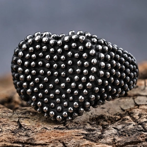 Vintage Heart Shaped Ring Stainless Steel Granular Dotted Texture Punk Unisex Jewelry Oxidized Silver Color