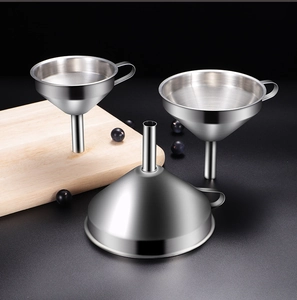 Three sizes of 304 stainless steel funnels with handles on a wooden board
