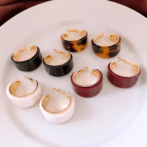 Retro 18K gold plated chunky resin hoop earrings in assorted tortoiseshell and solid colors