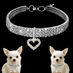 Détails du collier pour animaux en strass à trois rangées avec pendentif en forme de cœur