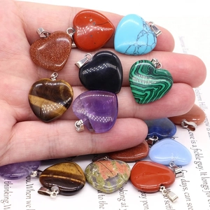 Pendentifs en pierre naturelle en forme de cœur couleurs vives pour création de bijoux