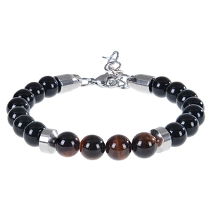 Détail du bracelet en œil de tigre 8mm avec chaîne et fermoir en acier inoxydable