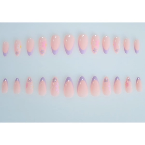 Faux ongles amande French 24 pièces avec motif floral de marguerite rose et violet doux