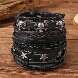 Bracciale in Pelle Intrecciata Multistrato Punk da Uomo Con Ciondoli a Teschio e Stella Cinturino Regolabile Retro Rock