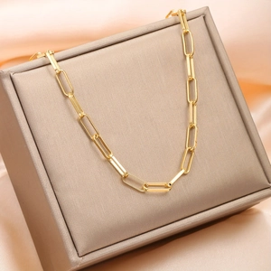 Minimalist gold-plated stainless steel box chain necklace with OT toggle clasp and paperclip links