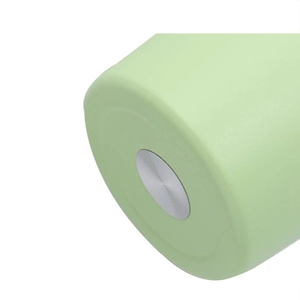 Close-up of the anti-slip metal base and green matte finish on a 40oz tumbler