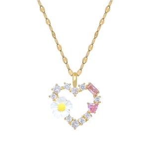 Luxuriöse goldene Herzanhänger Halskette mit rosa Zirkon und weißem Gänseblümchen