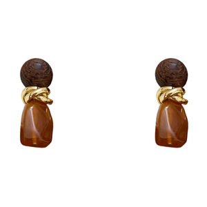 Vintage geometric wooden resin drop earrings with gold metal rings and amber pendants