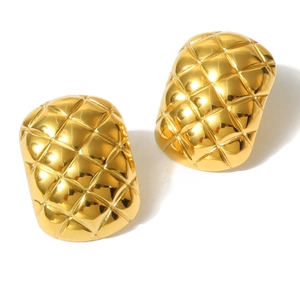 Polished golden geometric earrings featuring classic diamond pattern texture in stainless steel