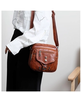 Sac à bandoulière vintage en cuir PU marron avec plusieurs fermetures éclair