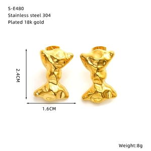 Detailed size and specs of gold plated stainless steel bow earrings with 18k finish