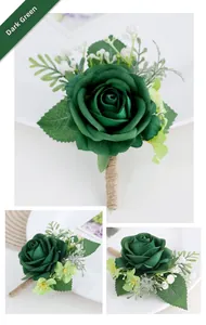Détail de la boutonnière rose en soie vert foncé avec corde en jute et petites fleurs