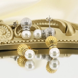 Vintage stainless steel stud earrings with pearls and rhinestones in gold and silver finish