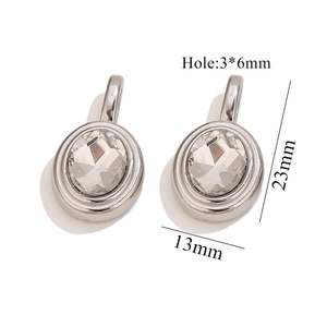 Detail view of oval natural stone pendant with dimensions of 23mm height and 13mm width