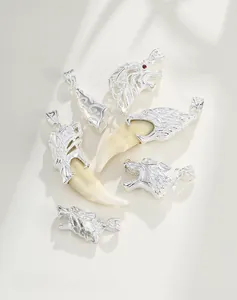 Detailed retro S925 silver wolf head pendant and carved caps for tooth necklaces