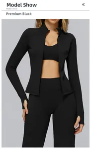 Ensemble de yoga 3 pièces noir avec veste zippée, passe-pouces et legging à taille haute