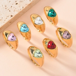 Modern Minimalist Stainless Steel Heart Ring Gold Plated Colorful Rhinestone Inlaid Band Ring For Couples Fashion Jewelry Gift