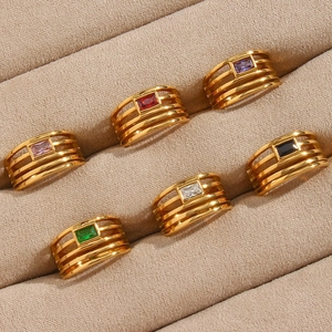 Bague Multi Couches Évidée Acier Inoxydable Plaqué Or 18K Avec Zircon Rectangulaire Bijoux De Mode Vintage Pour Femmes
