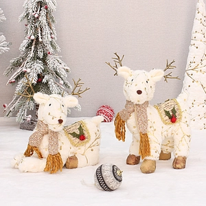 Set di statuette di renna di peluche di Natale decorazione per feste simpatico giocattolo