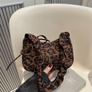 Sac Sous Le Bras Imprimé Léopard Tissu Suédé Bandoulière Plissée Décor Noeud Vintage Sac Hobo Pour Femmes