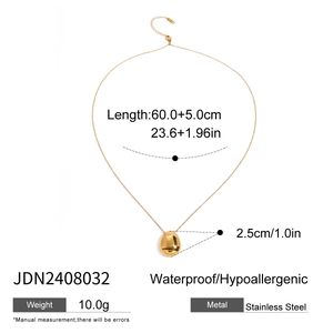 Minimalist stainless steel gold round pendant necklace with waterproof features