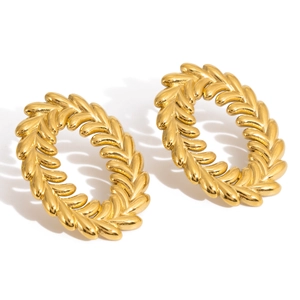Polished 18K gold-plated stainless steel leaf stud earrings with retro wheat ear texture
