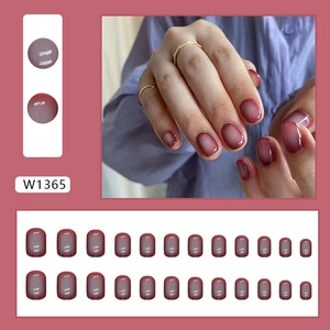 Korte ronde plaknagels met roodbruine gradiënt blush-stijl en jelly finish, 24 stuks