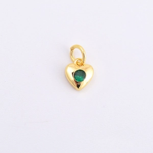 Goldener Herzanhänger mit grünem Zirkon für DIY Halsketten und Armbänder