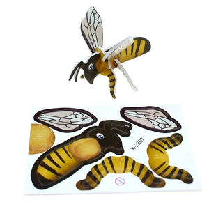 3D DIY bee foam puzzle showing the assembled insect model and components board