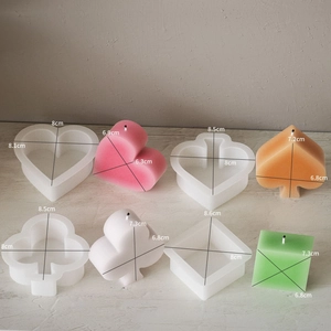 Detailed dimensions of poker card symbol silicone molds for DIY candle making crafts