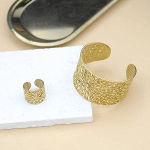 Intricate hollow flower gold cuff bracelet and matching open ring set for women
