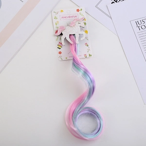 Barrette licorne scintillante pour filles avec perruque bouclée arc-en-ciel pour fête
