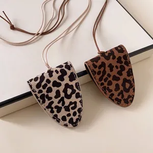 Leopard Print Glasses Bag Pendant Necklace Faux Leather Magnetic Clasp Retro Style Accessory For Women