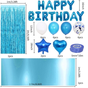 Détails du kit de fête bleu avec ballons, rideau à franges et nappe de décoration
