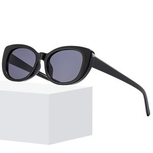 Chic white frame sunglasses for women with premium vintage cat-eye style and UV400 lenses