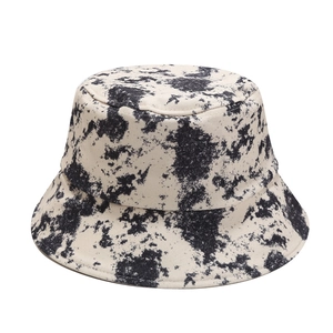 Unisex black and white tie-dye cotton bucket hat for outdoor summer sun protection