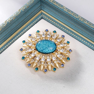 Vintage Alloy Sunburst Brooch With Blue Stone Rhinestones Palace Style Flower Brooch Pin For Women Wedding Party Jewelry