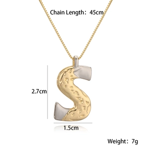 Detail of two-tone gold and silver letter S pendant with 45cm box chain and size metrics