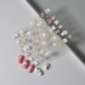 Vue détaillée des autocollants nail art 3D gaufrés à thème d'ours et de pique-nique en relief