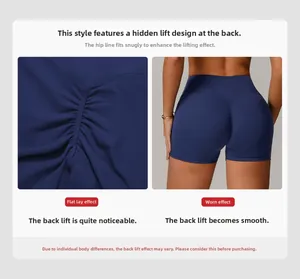 Détail du short de yoga bleu foncé à taille haute avec design scrunch butt lift pour femme