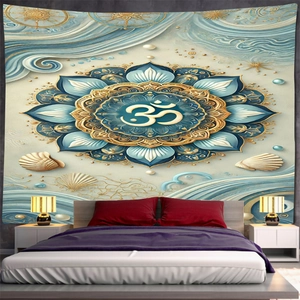 Détail du motif mandala et du symbole Om sur cette tapisserie murale style océan