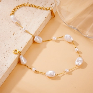 Retro gold stainless steel chain bracelet with irregular baroque pearls on stone
